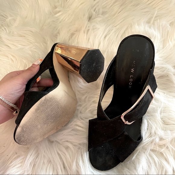 ASOS New Look Black Cross Heeled Mules - Picture 8 of 10